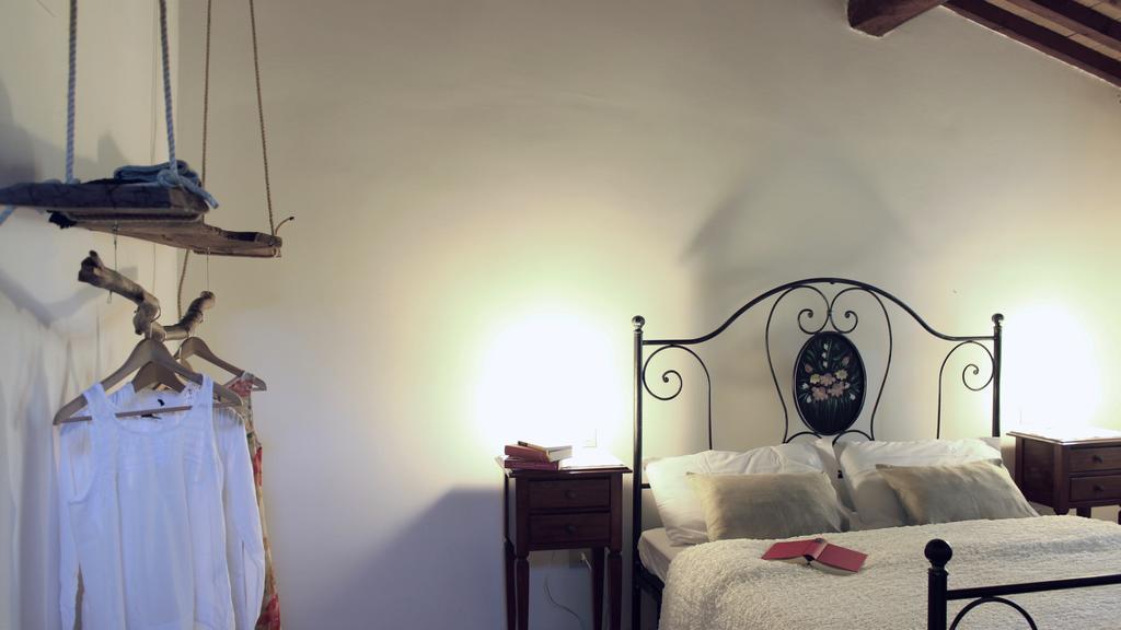 L'Ariete Guest House Montone  Ngoại thất bức ảnh